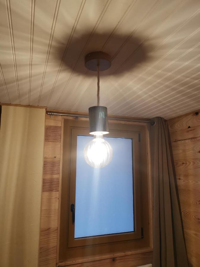 קמפן Gite Ha-Py Chalet מראה חיצוני תמונה