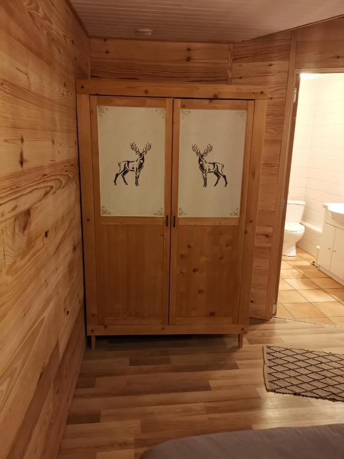 קמפן Gite Ha-Py Chalet מראה חיצוני תמונה