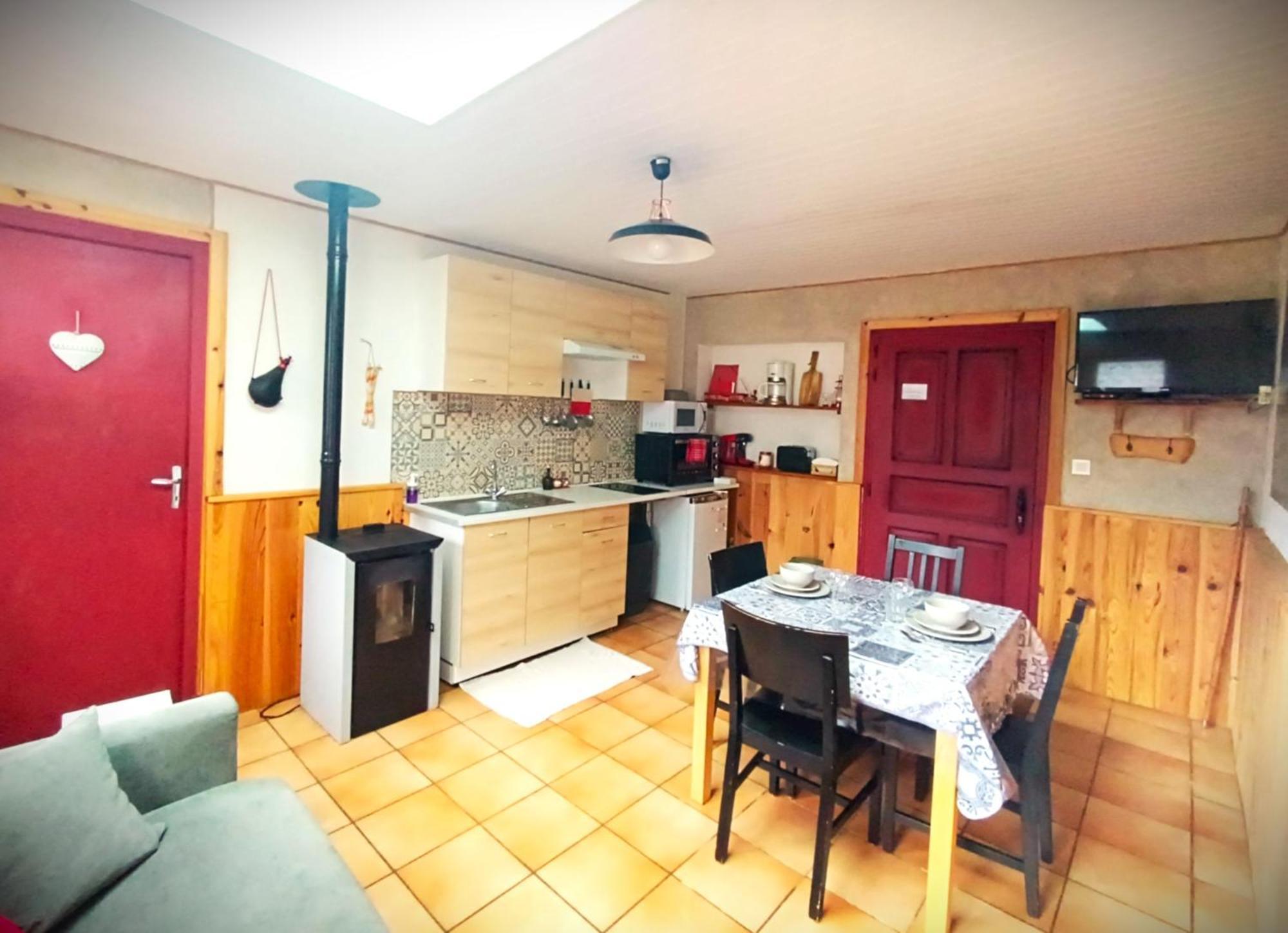 קמפן Gite Ha-Py Chalet מראה חיצוני תמונה